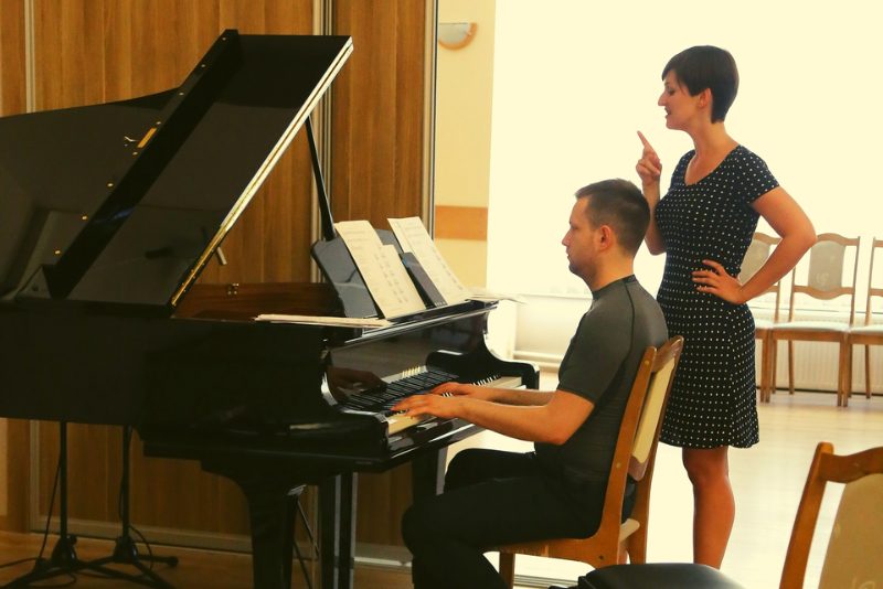 Lekcja przy pianinie